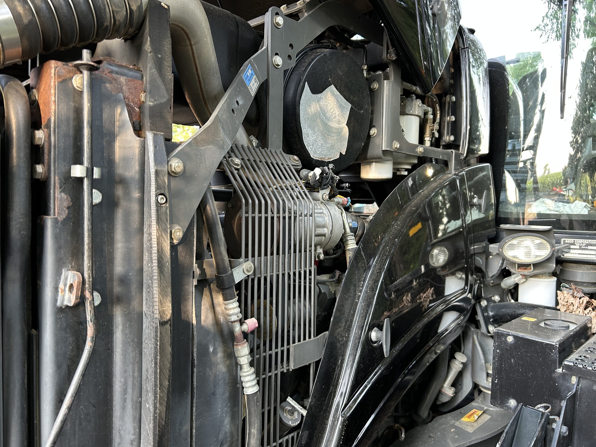 2009 Challenger MT765C Image 33