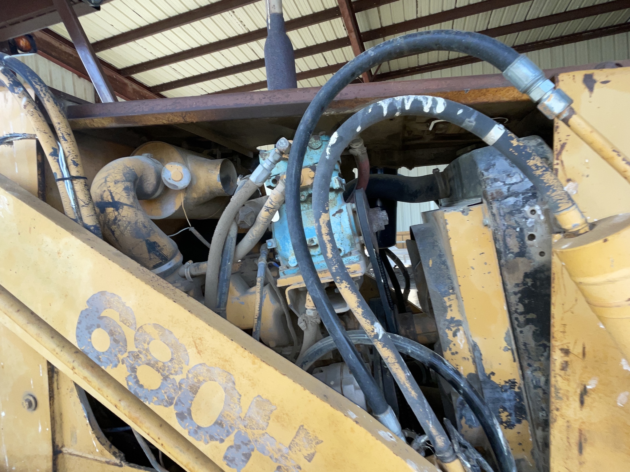 1985 J.I. Case 680H Image 14