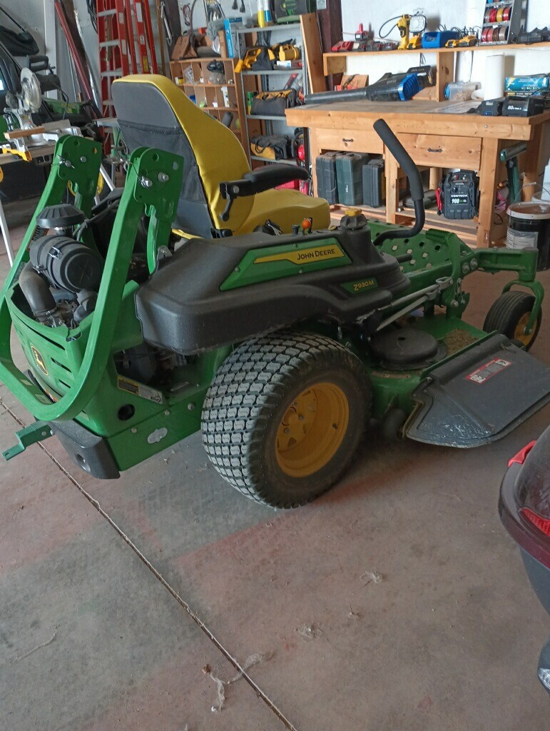 2024 John Deere Z930M Image 4