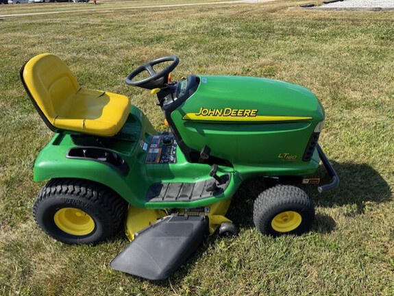 2002 John-Deere LT160
