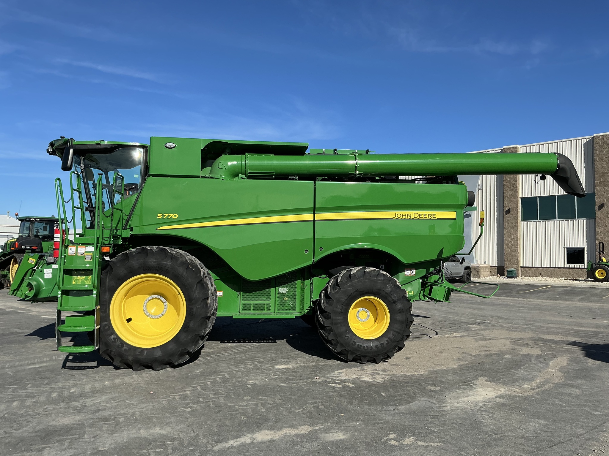 2023 John Deere S770 Image 2