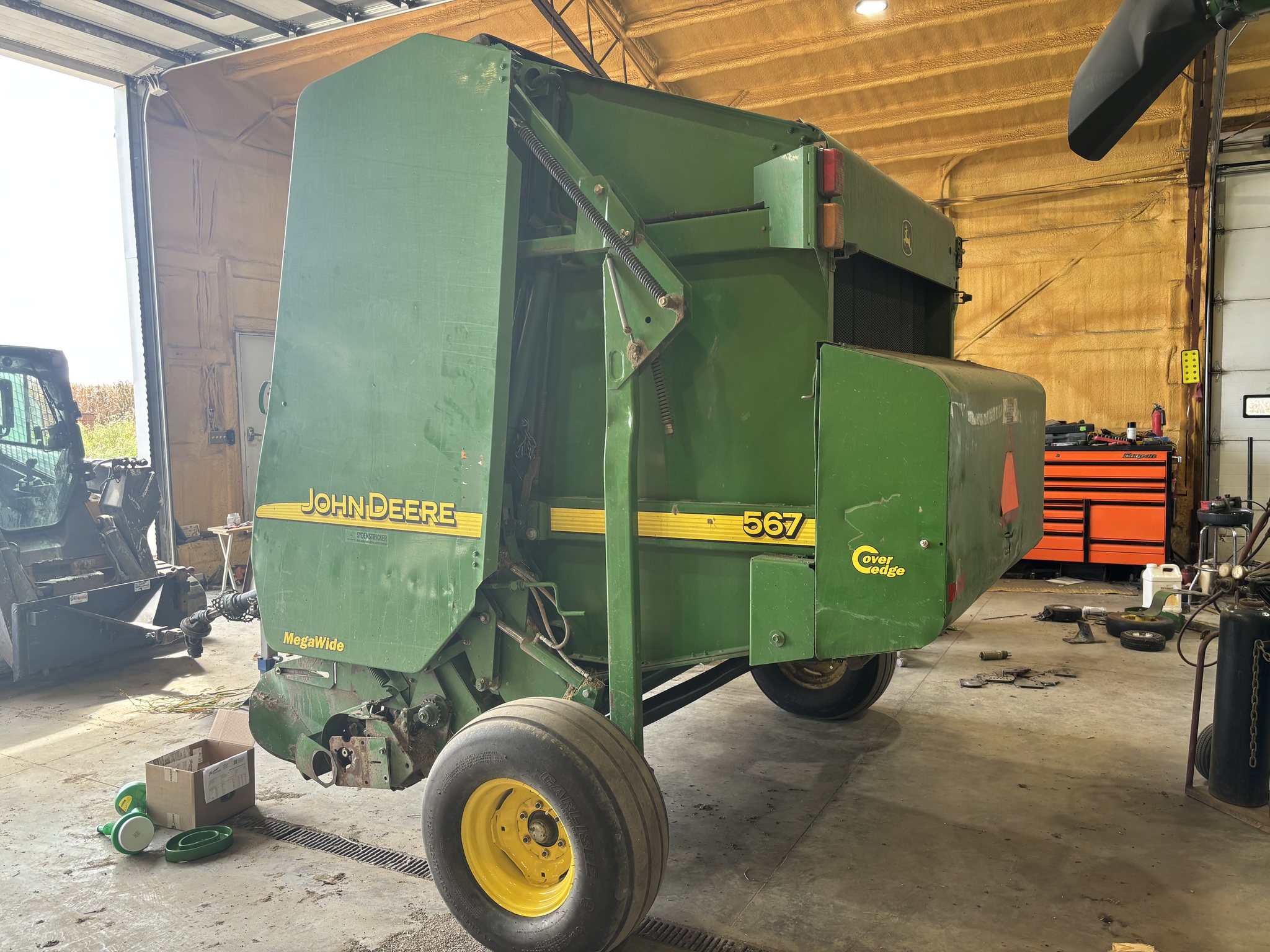  2005 John Deere 567 at Heritage Tractor in Galesburg, IL