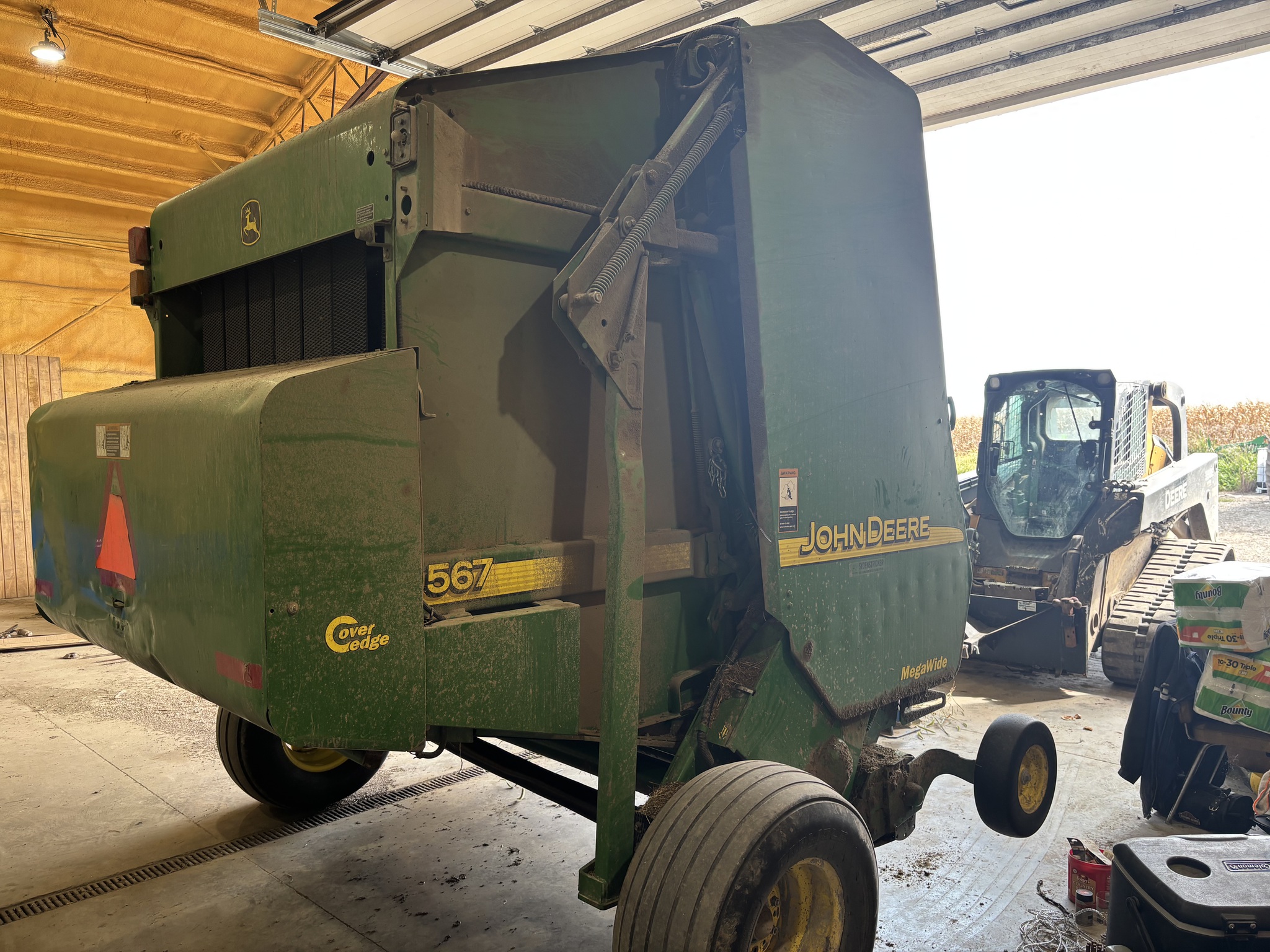  2005 John Deere 567 at Heritage Tractor in Galesburg, IL