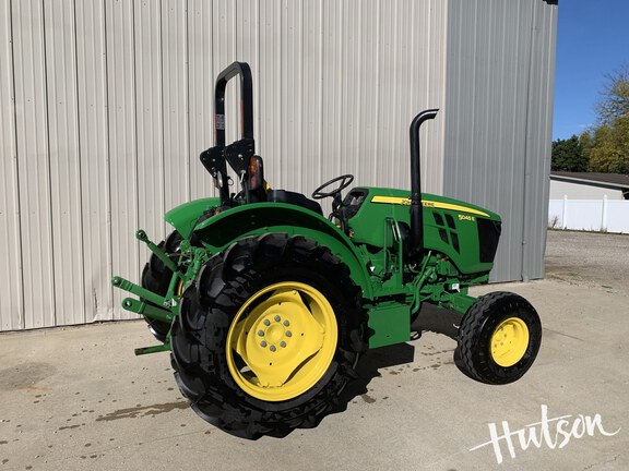 Photo of 2022 John Deere 5045E