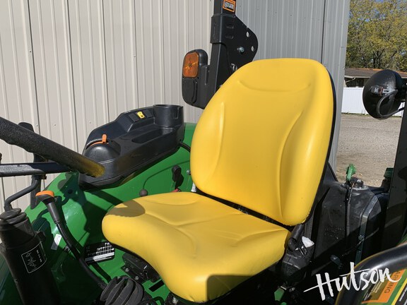 Photo of 2022 John Deere 5045E