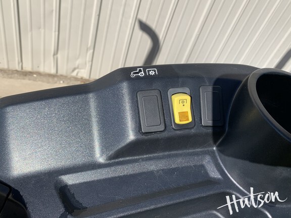 Photo of 2022 John Deere 5045E