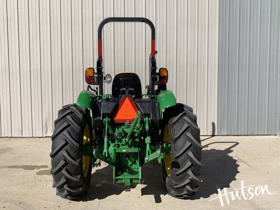 Photo of 2022 John Deere 5045E