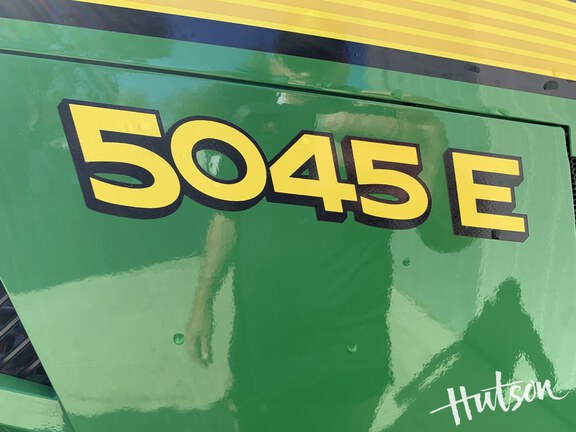 Photo of 2022 John Deere 5045E