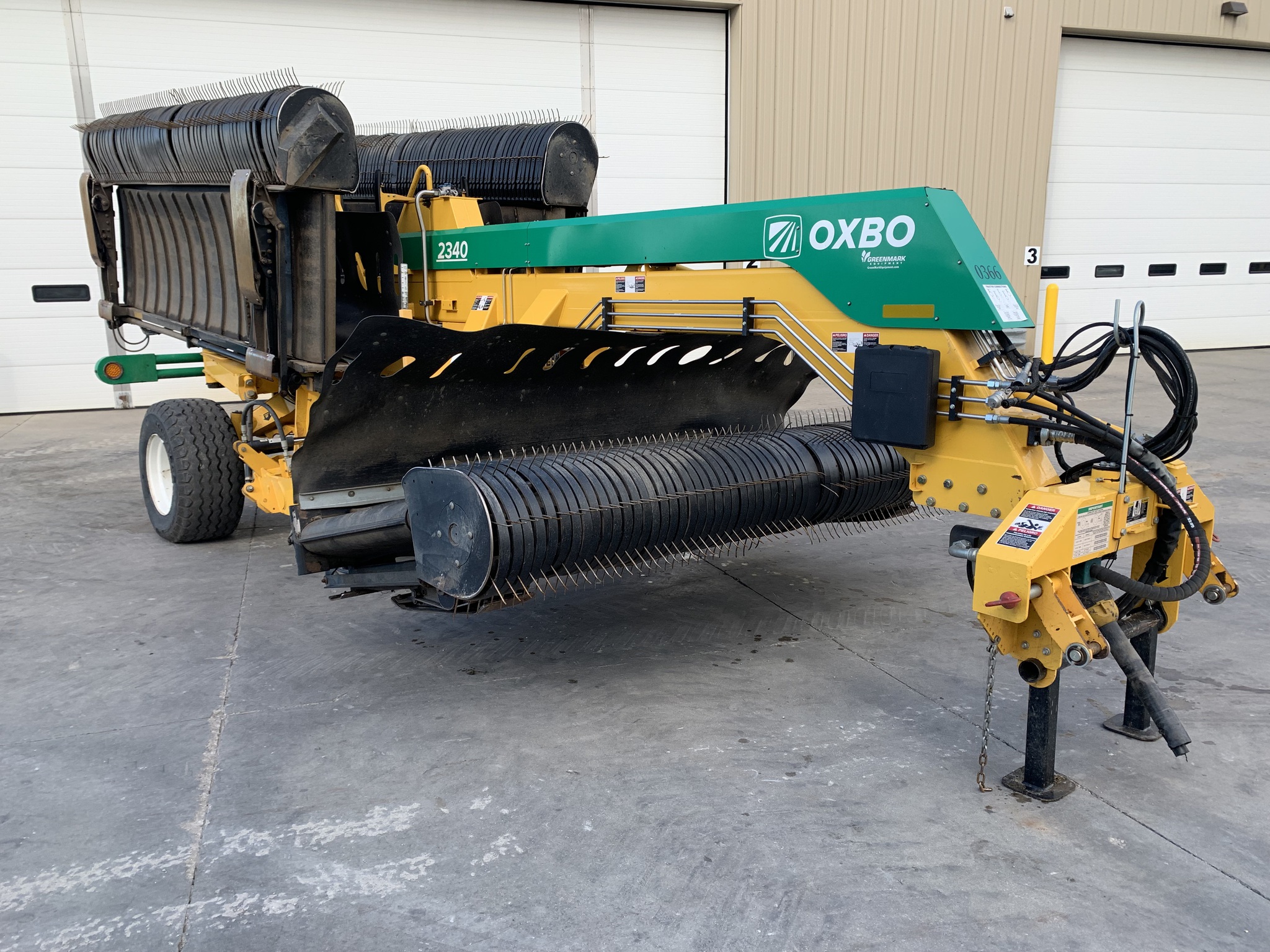 2021 Oxbo 2340 Image 1