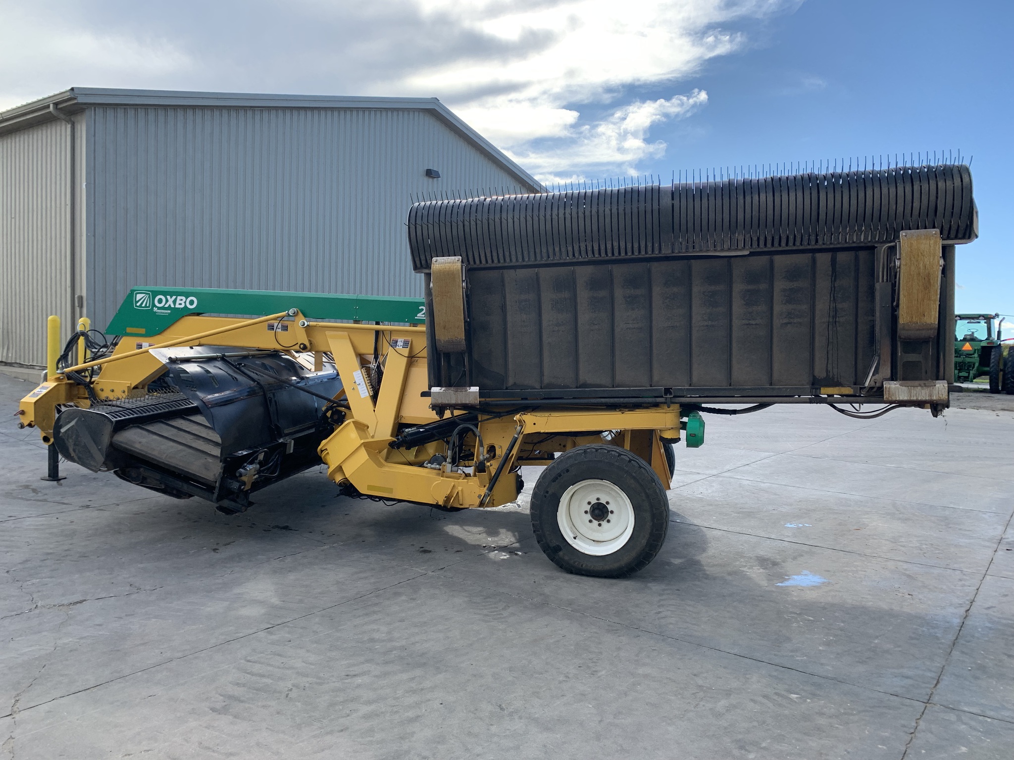 2021 Oxbo 2340 Image 6