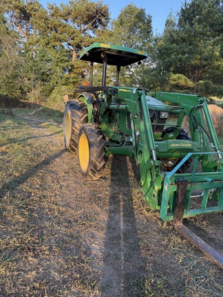 2022 John Deere 5075E