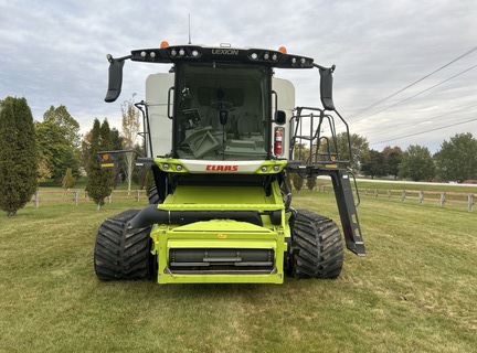 2023 Claas 8700TT thumbnail 3