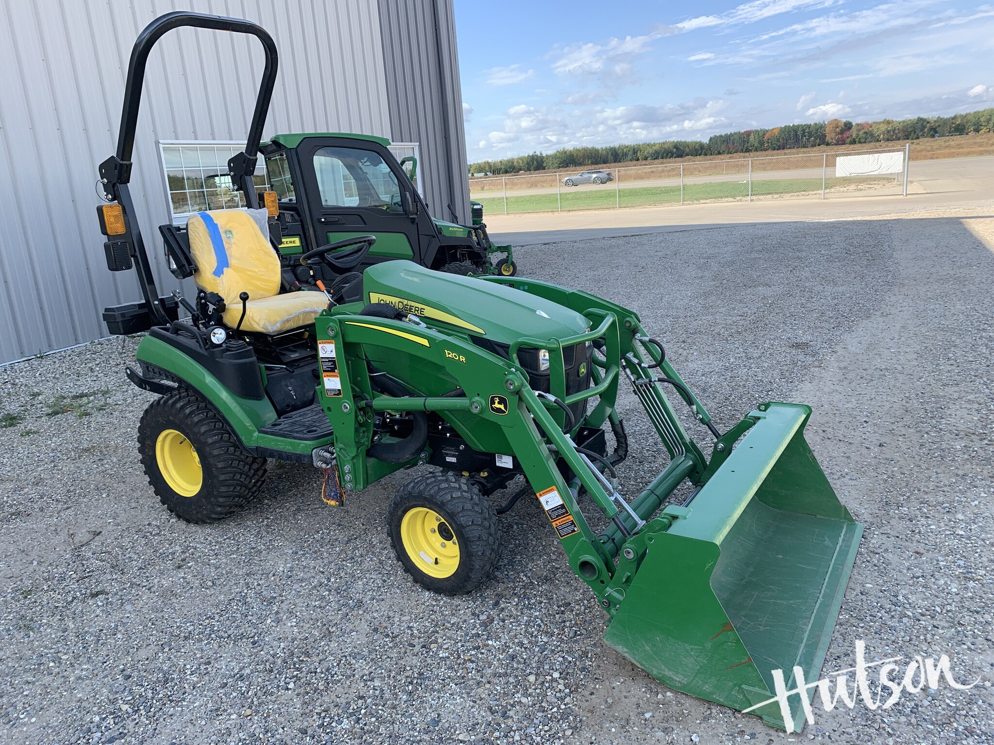 2022 John Deere 1025R