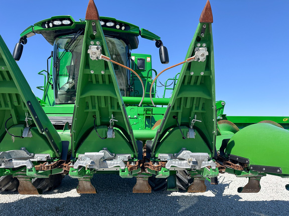 2025 John-Deere CF 12