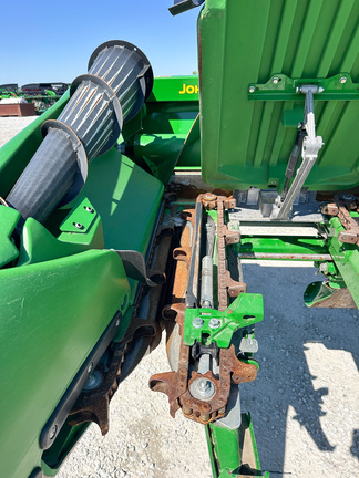 2025 John-Deere CF 12