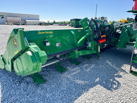 2025 John-Deere CF 12