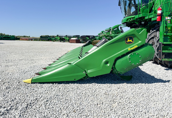 2025 John-Deere CF 12
