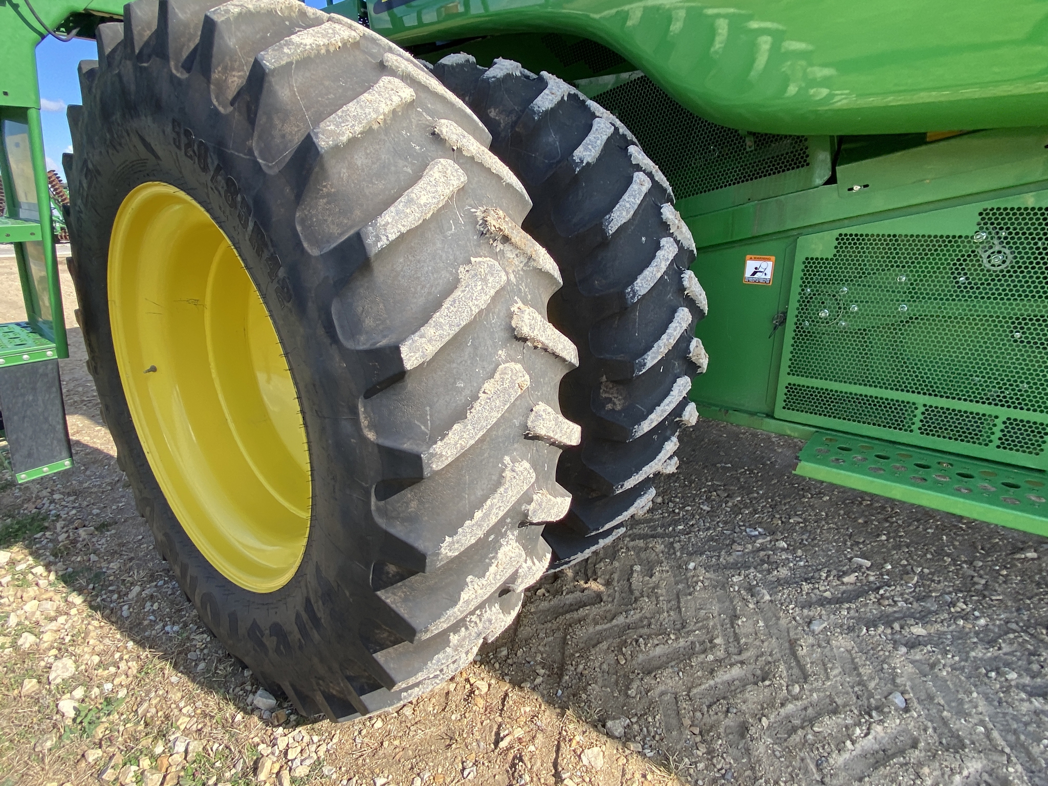 2011 John Deere 9770 STS Image 11