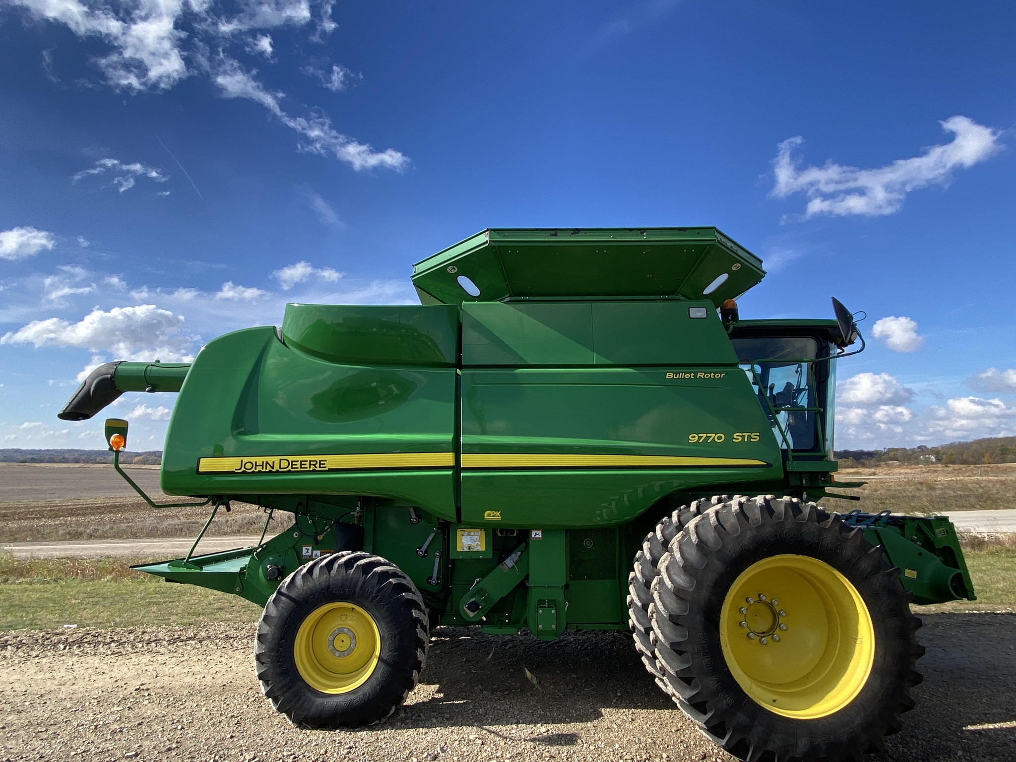 2011 John Deere 9770 STS Image 4
