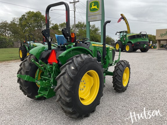 Photo of 2024 John Deere 5067E