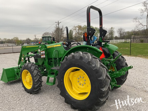 Photo of 2024 John Deere 5067E