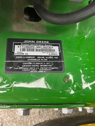 2023 John Deere Z735M