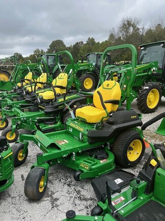2023 John Deere Z735M