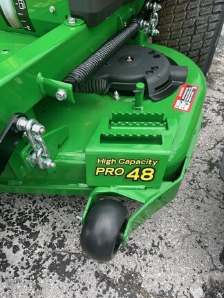 2023 John Deere Z735M