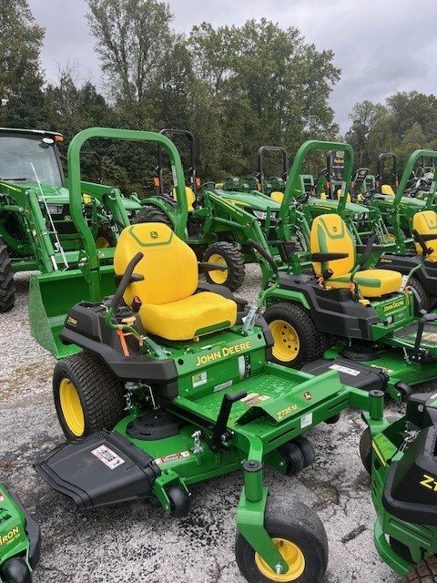 2023 John Deere Z735M