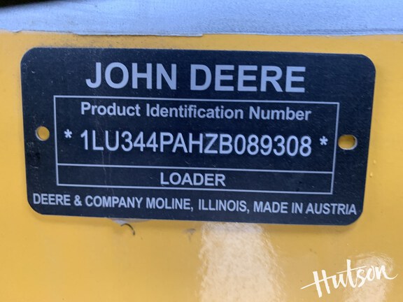 Photo of John Deere 344 P