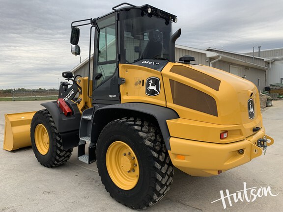 Photo of John Deere 344 P