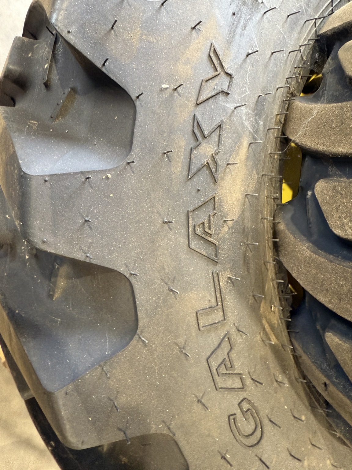 John Deere 14-17.5 NHS BLV10599 Image 6