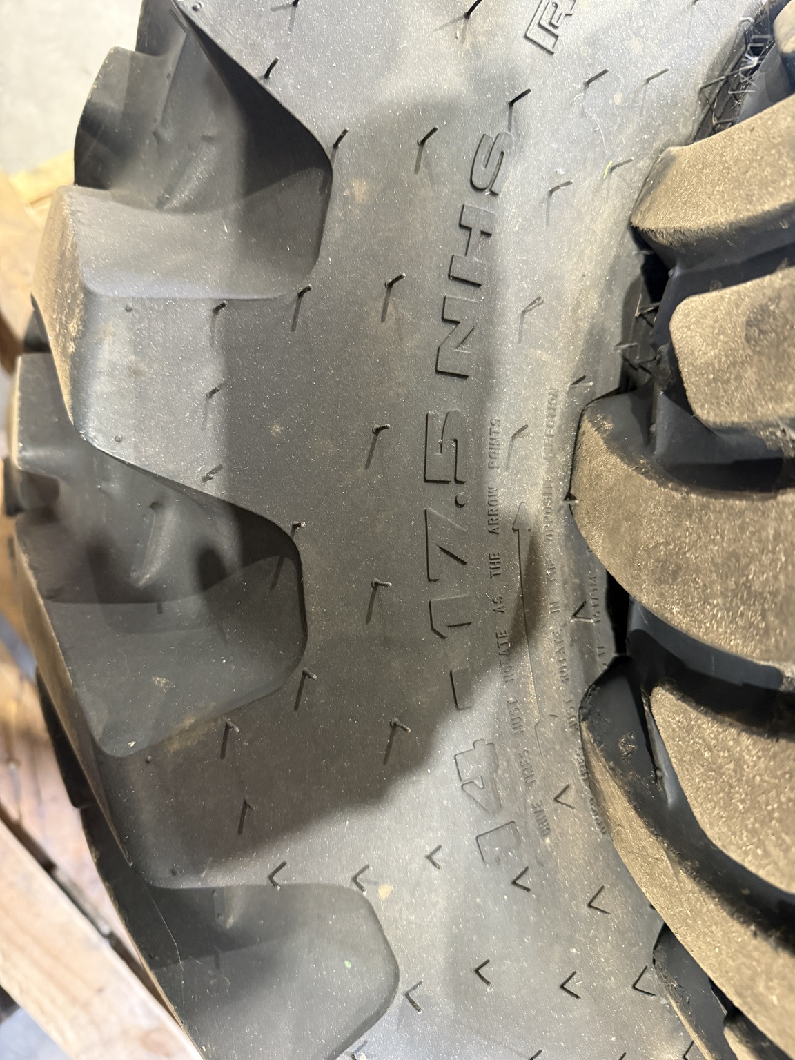 John Deere 14-17.5 NHS BLV10599 Image 7