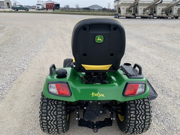 Photo of 2022 John Deere X739