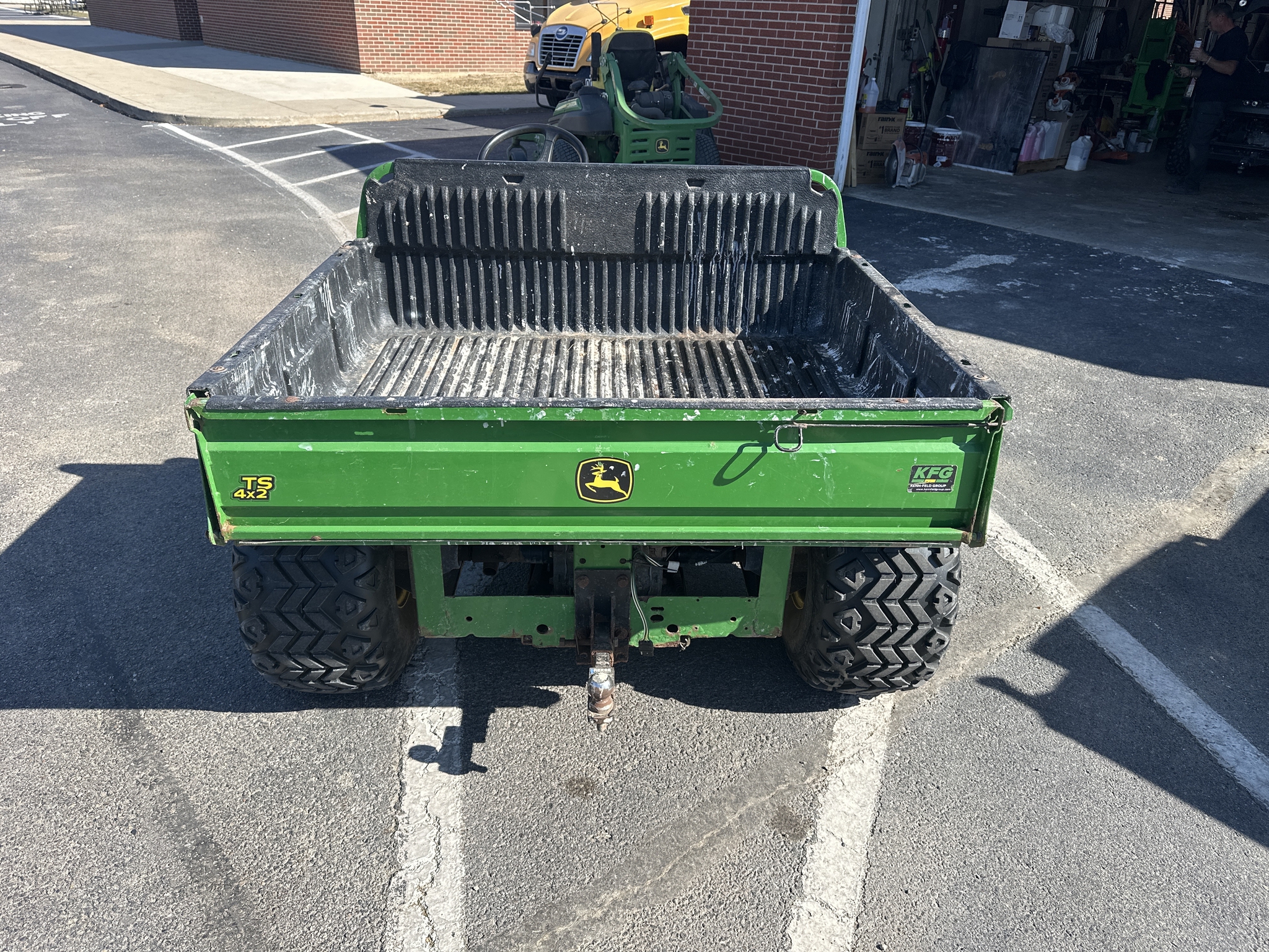 2018 John Deere TS Image 4