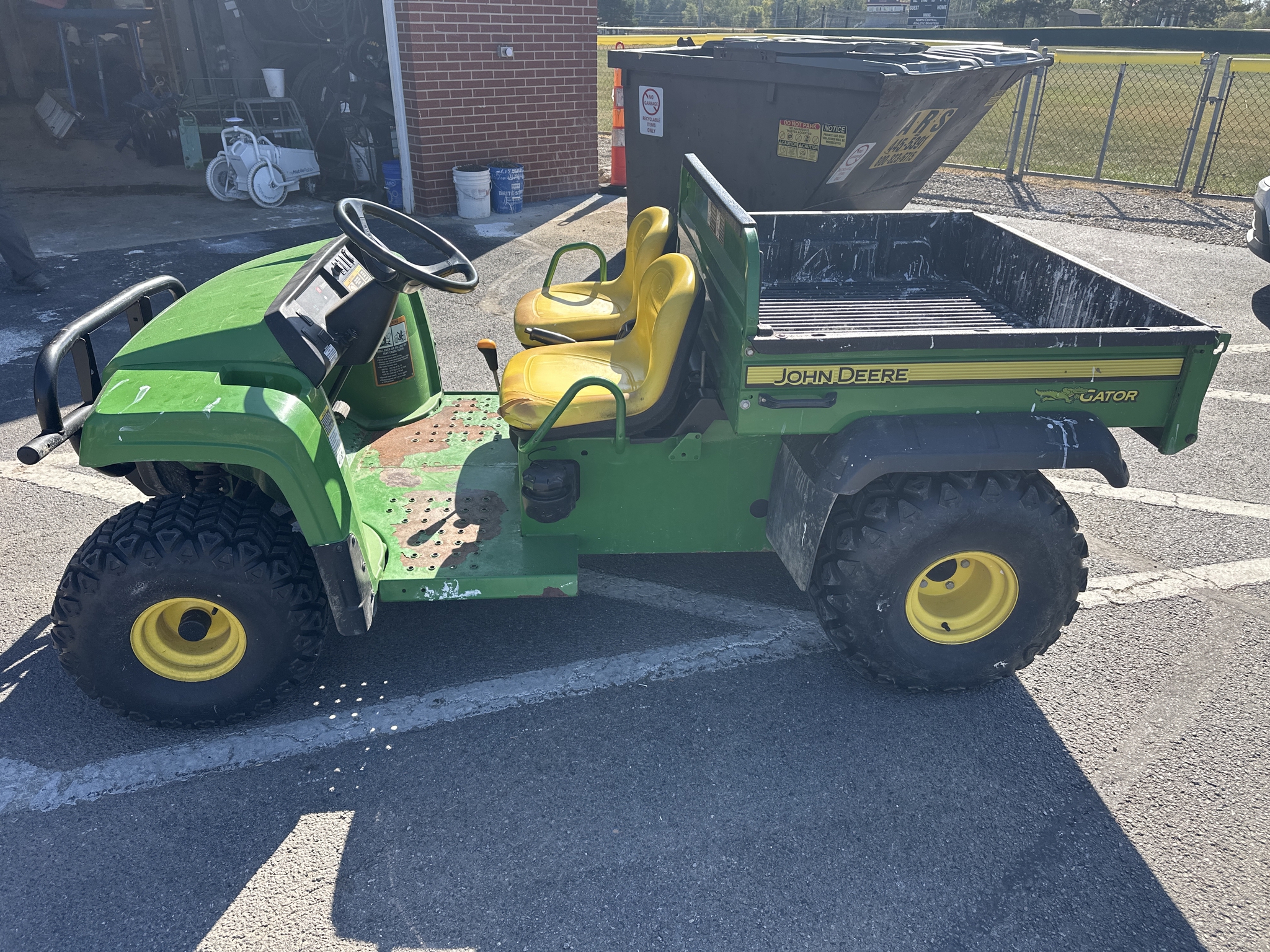2018 John Deere TS Image 2