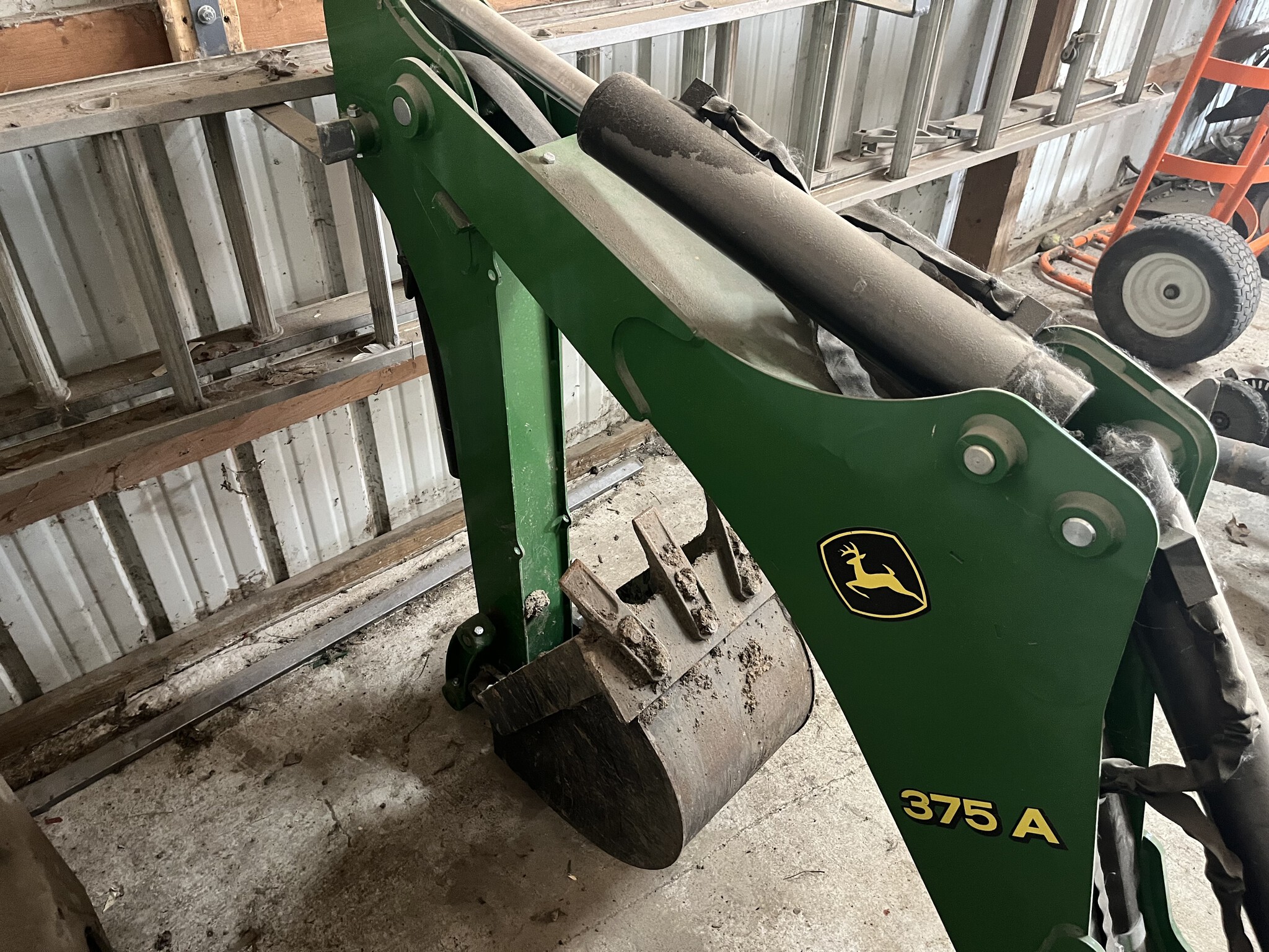 2022 John Deere 375A Backhoe (3R) Image 2