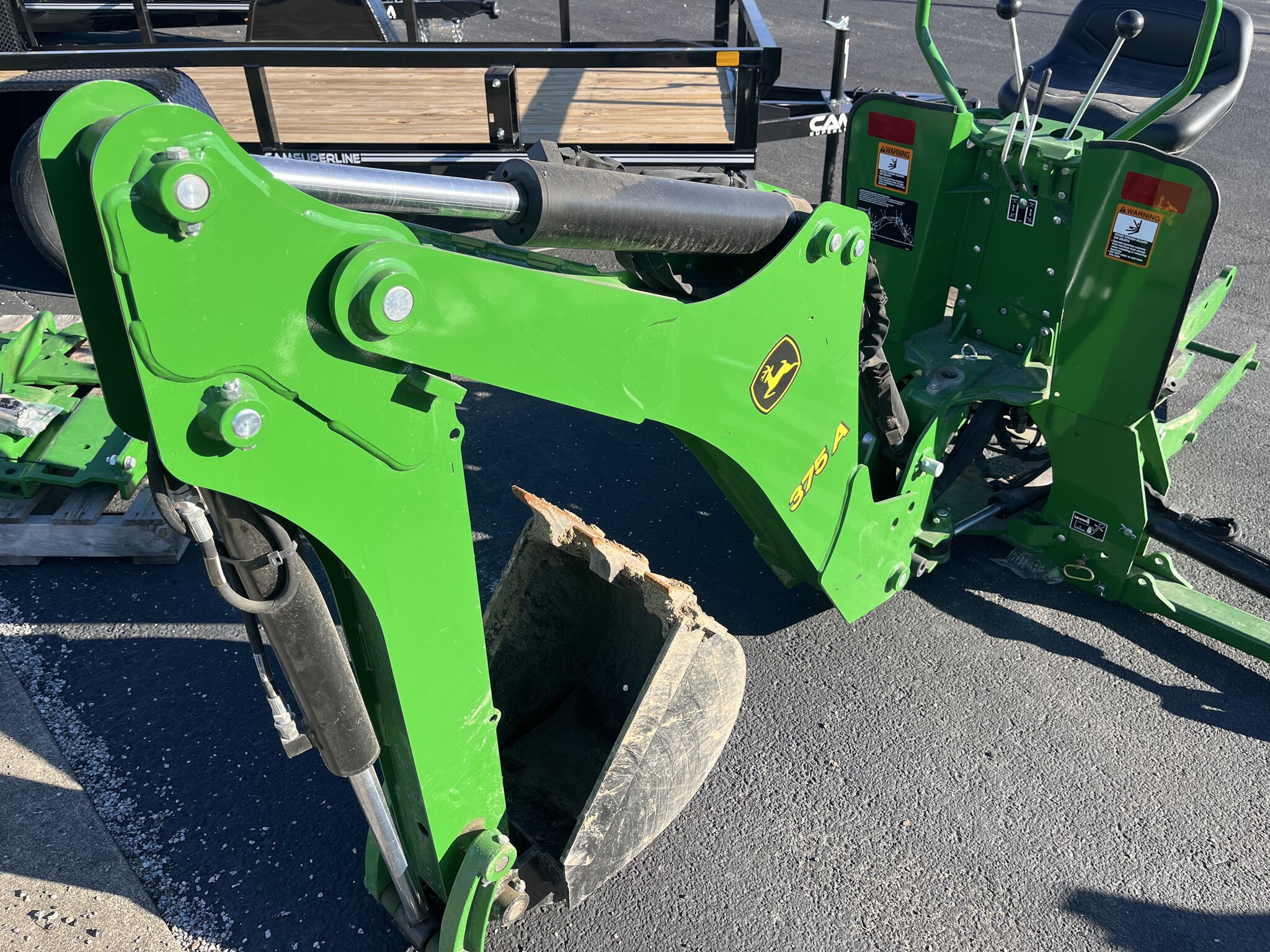 2022 John Deere 375A Backhoe (3R) Image 4