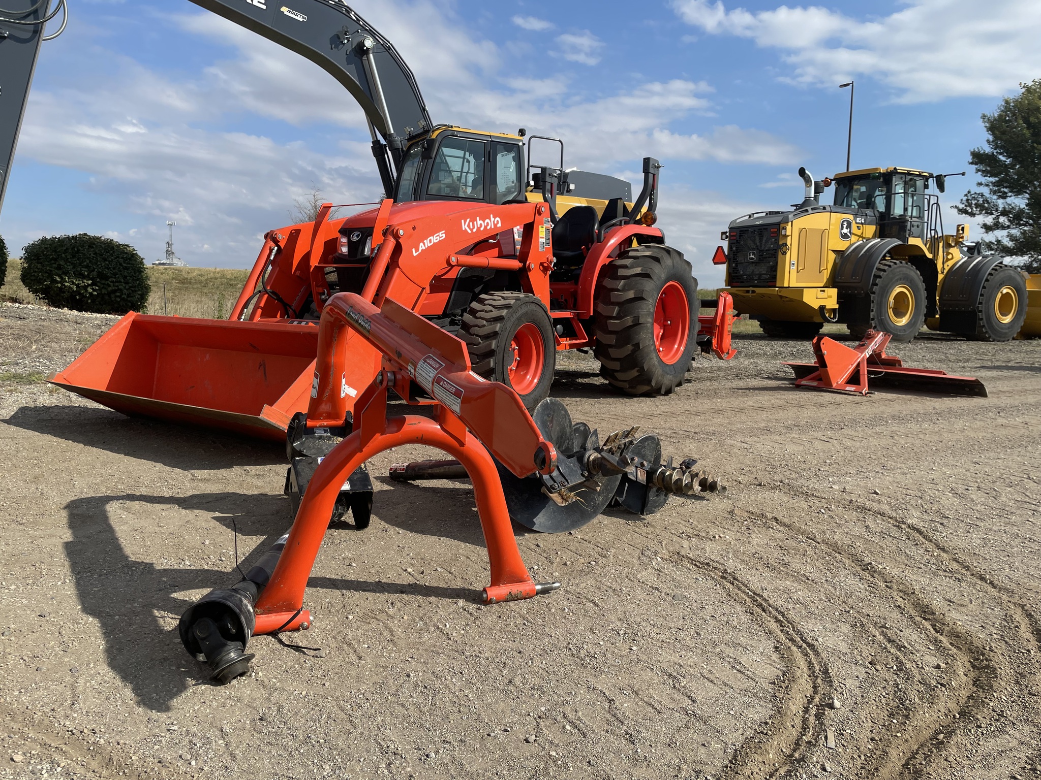 2023 Kubota MX5400 Image 6