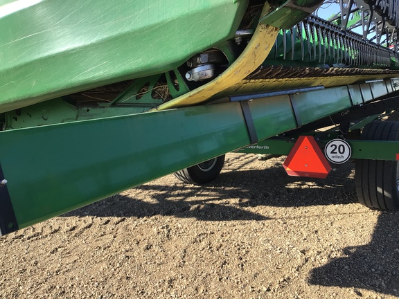 Used 2023 John Deere HD45R Combine Platforms at Horizon Ag & Turf in Lloydminster, AB - Photo16