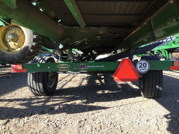 Used 2023 John Deere HD45R Combine Platforms at Horizon Ag & Turf in Lloydminster, AB - Photo37