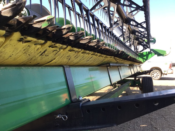 Used 2023 John Deere HD45R Combine Platforms at Horizon Ag & Turf in Lloydminster, AB - Photo39