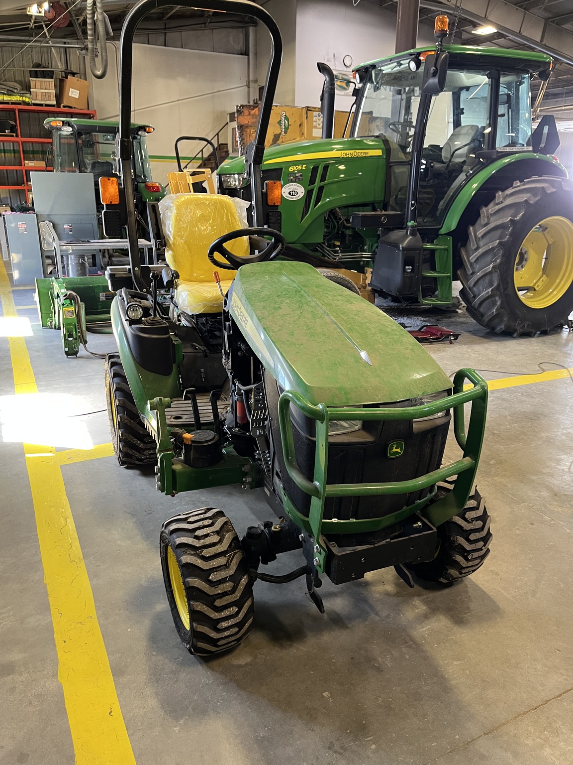 2019 John Deere 1025R Image 7