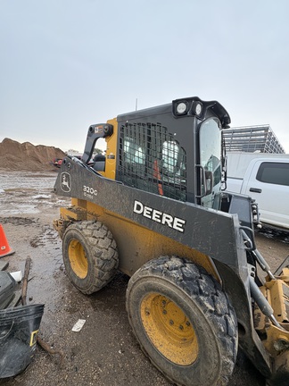 2024 John Deere 320G - Photo1