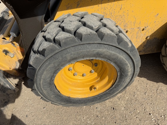 2024 John Deere 320G - Photo10