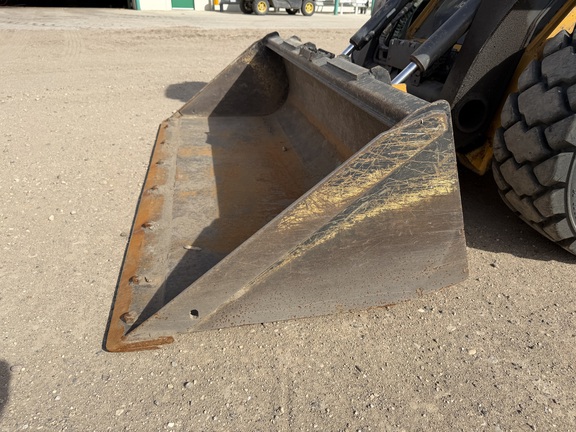 2024 John Deere 320G - Photo19