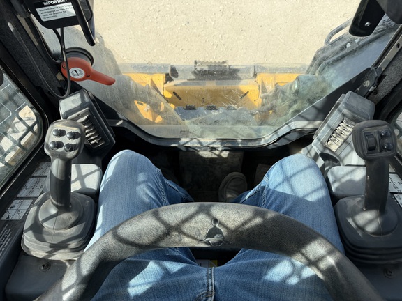 2024 John Deere 320G - Photo24