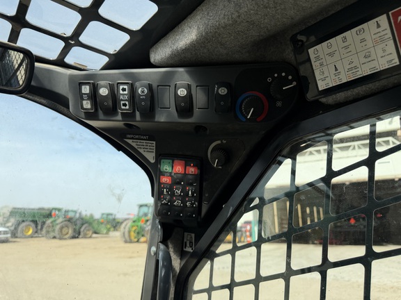 2024 John Deere 320G - Photo25