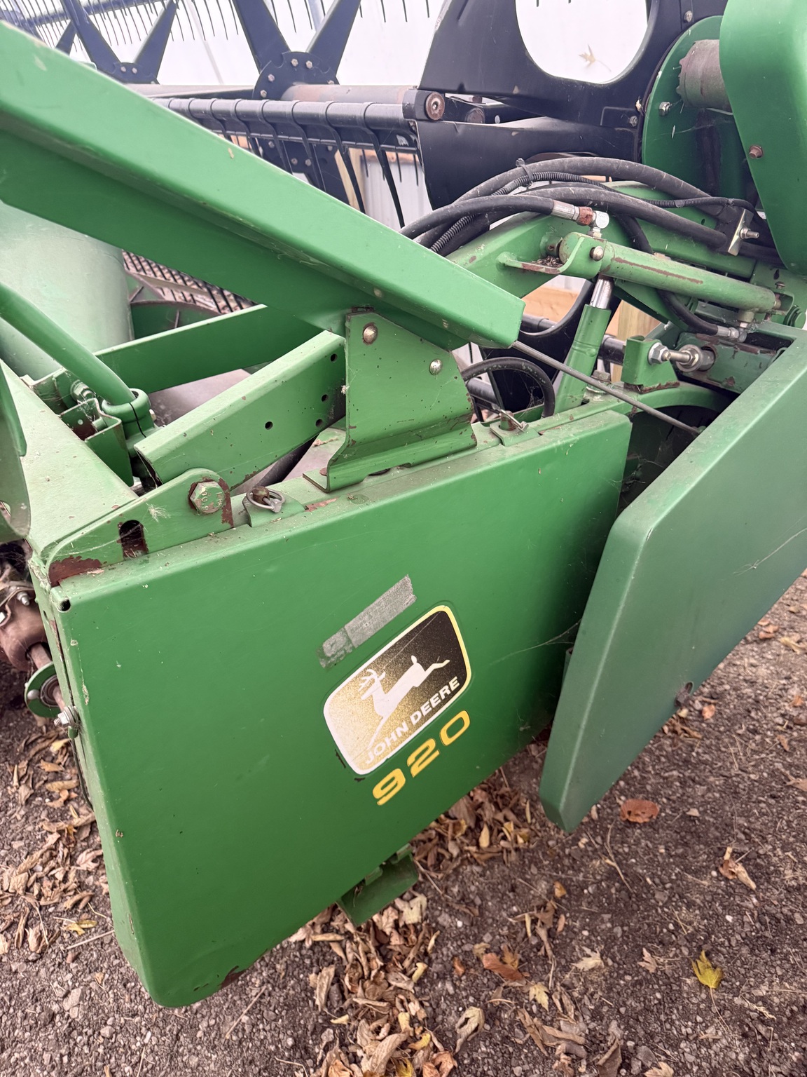 1997 John Deere 920F Image 1