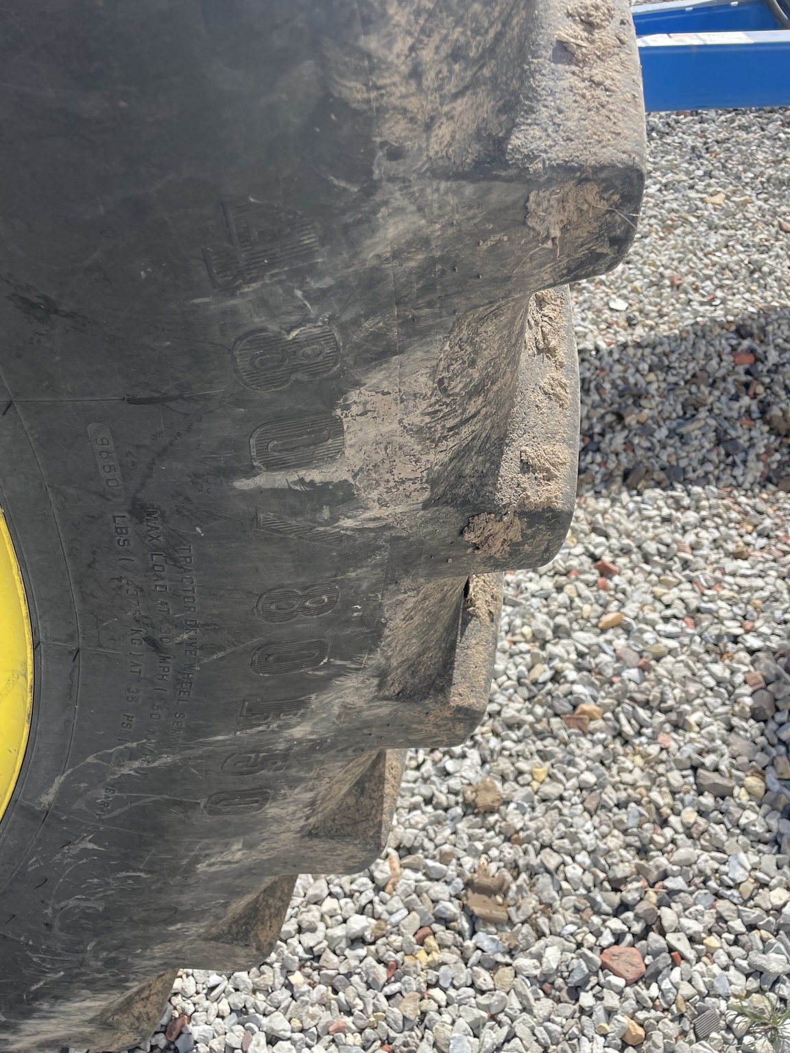 2020 John Deere 8370R Image 18